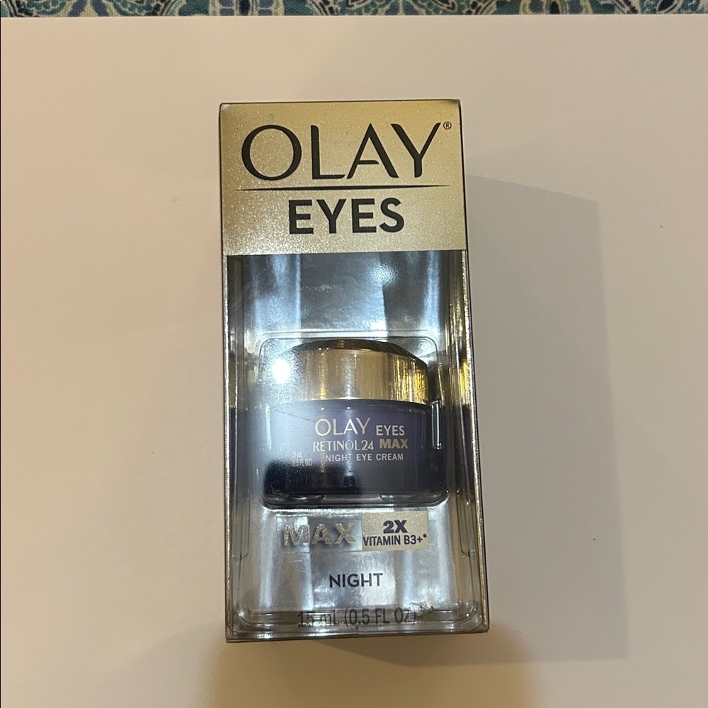 OLAY Eyes Retinol24 Max Night Eye Cream in Gold and Black